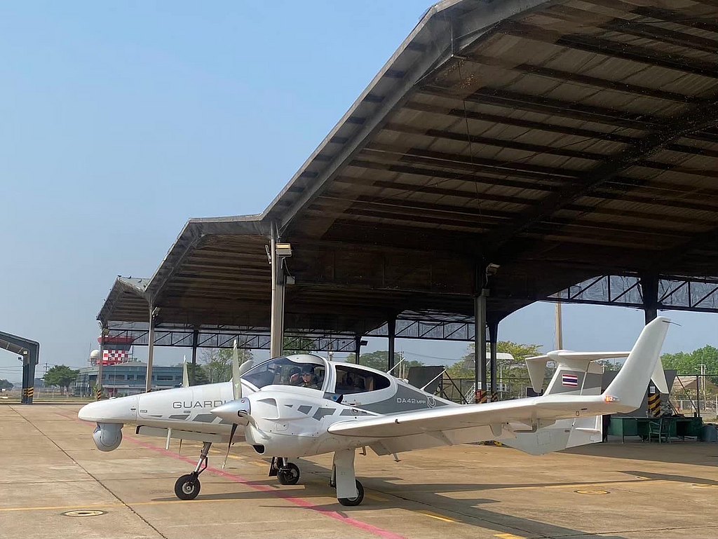 White DA42 MPP on the ramp.